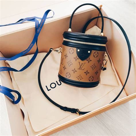 louis vuitton round bucket bag.